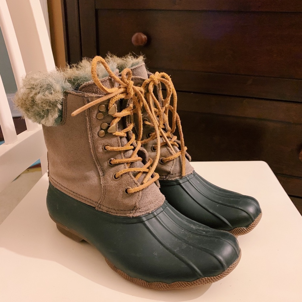 Sperry fur trimmed duck boots
